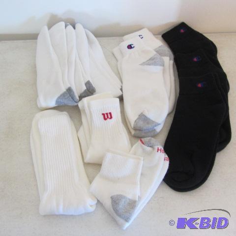 lot 357 image: Mens Socks