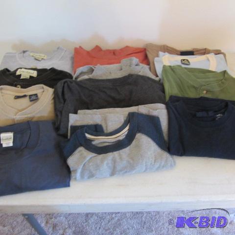 lot 362 image: Mens Casual Shirts
