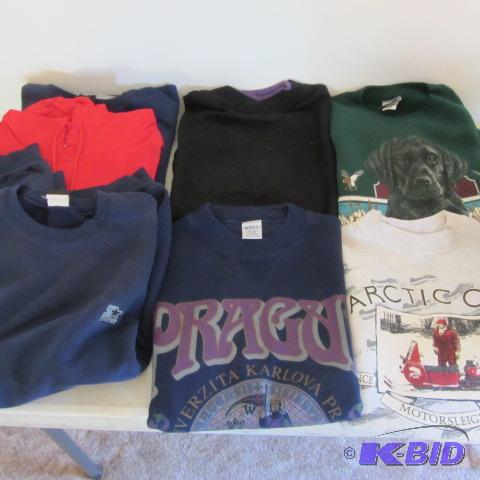 lot 364 image: Mens Sweatshirts