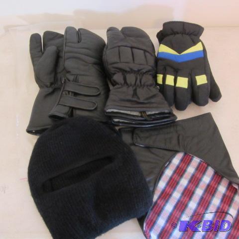 lot 369 image: Leather & Ski Gloves