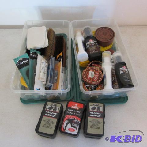 lot 375 image: Shoe Polish, Brushes