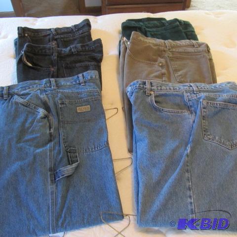 lot 388 image: Mens Jeans