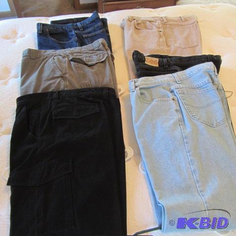 lot 389 image: Mens Jeans & Cargo Pants