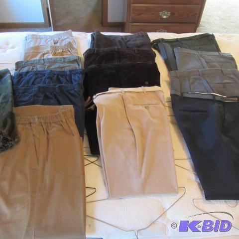 lot 395 image: Mens Pants, Camo