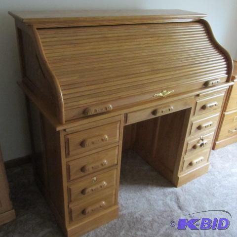 lot 4 image: S-Roll Top Desk