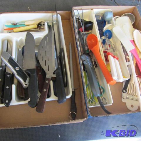 lot 40 image: Kitchen Utensils