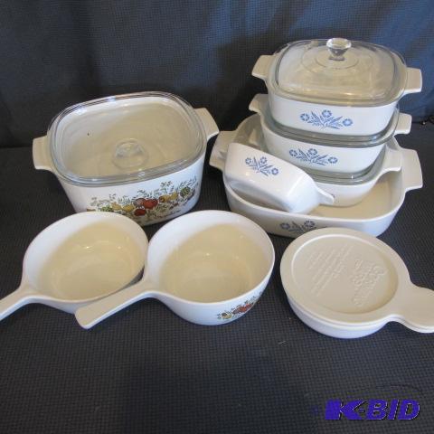 lot 44 image: Corningware Cookware