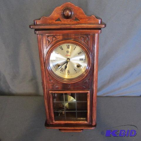 lot 59 image: Lion Wall Clock