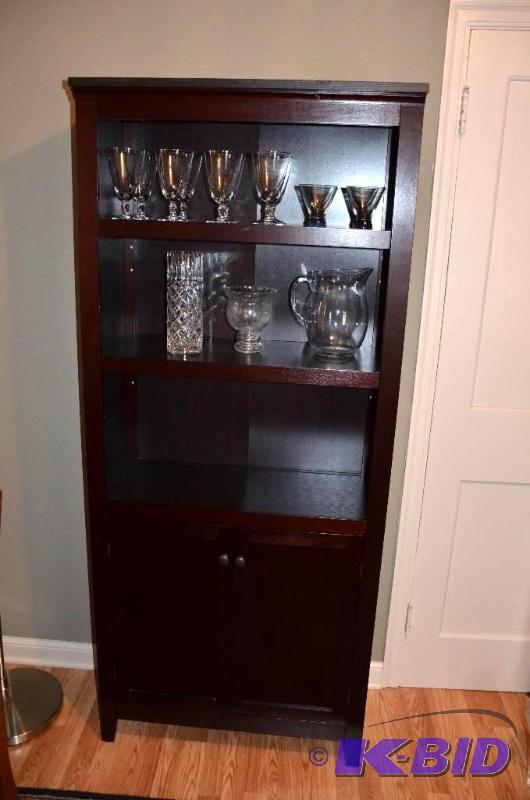 lot 21 image: Wood cabinet 72x31x12", adjustable shelv...