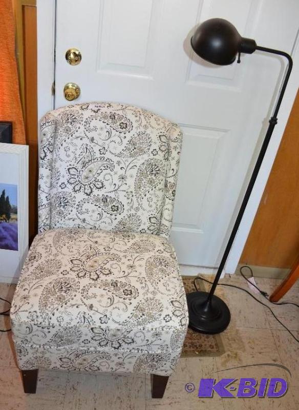 lot 29 image: 48" chair with Vintage metal floor lamp...