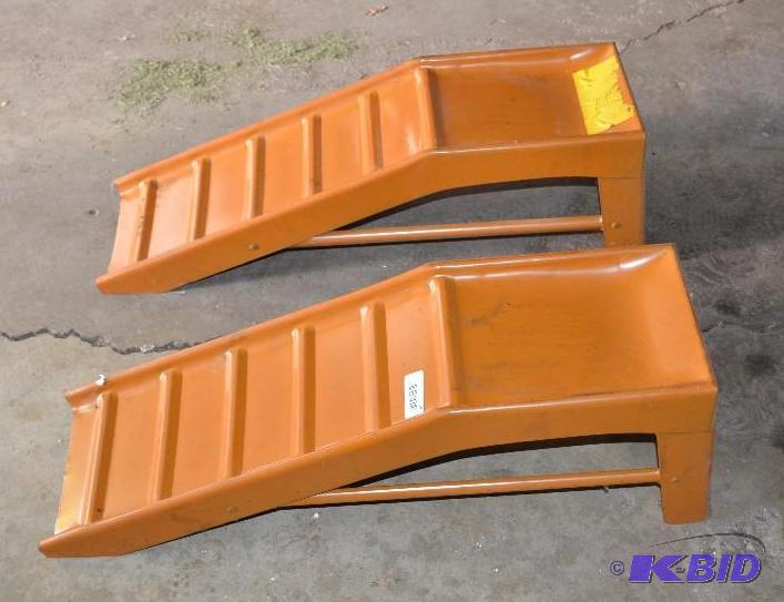 lot 54 image: Set of metal car ramps...