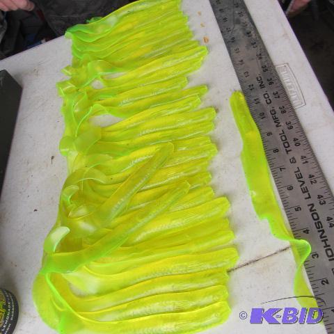 lot 217 image: Muskie Twister Tails