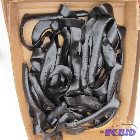 lot 220 image: Muskie Twister Tails