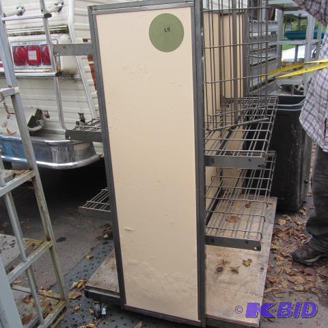lot 24 image: Gondola Shelving Unit