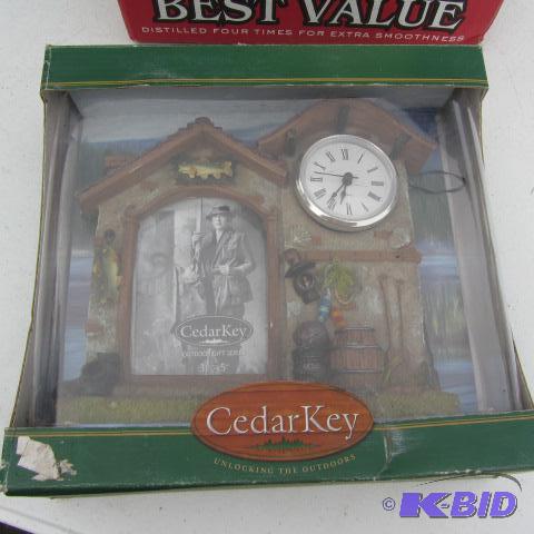 lot 245 image: Clock & Photo Holder