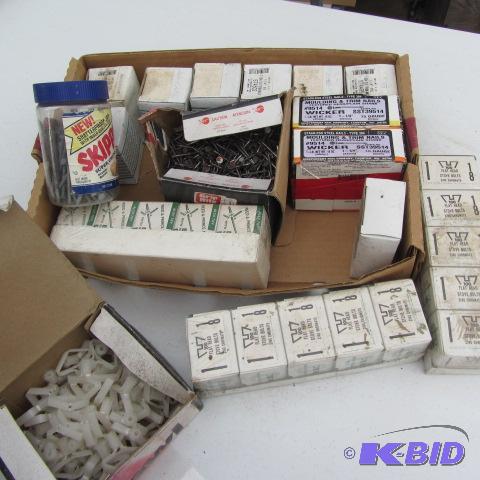 lot 248 image: New Hardware