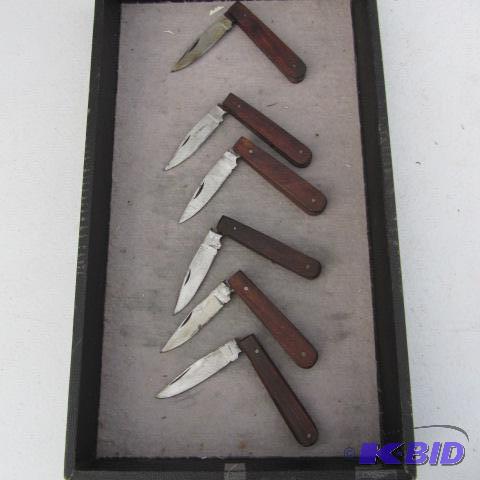 lot 266 image: Pocket Knives