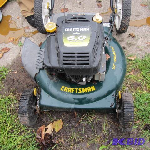 lot 5 image: Craftsman Trim Mower