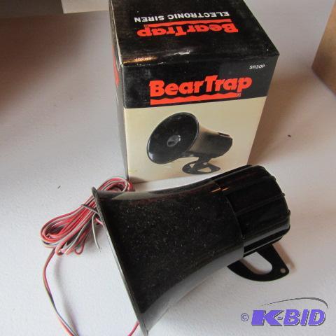 lot 74 image: Bear Trap Electronic Siren