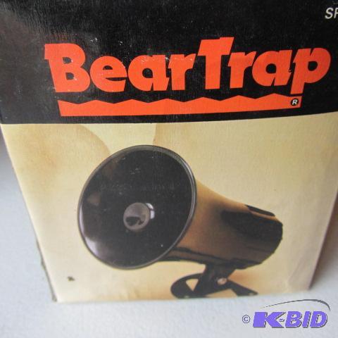 lot 77 image: Bear Trap Electronic Siren