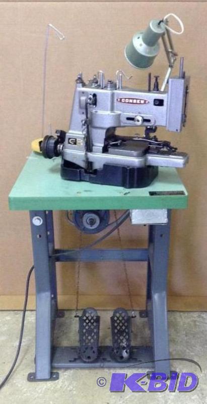 lot 17 image: Consew 261 Sewing Machine with Table
