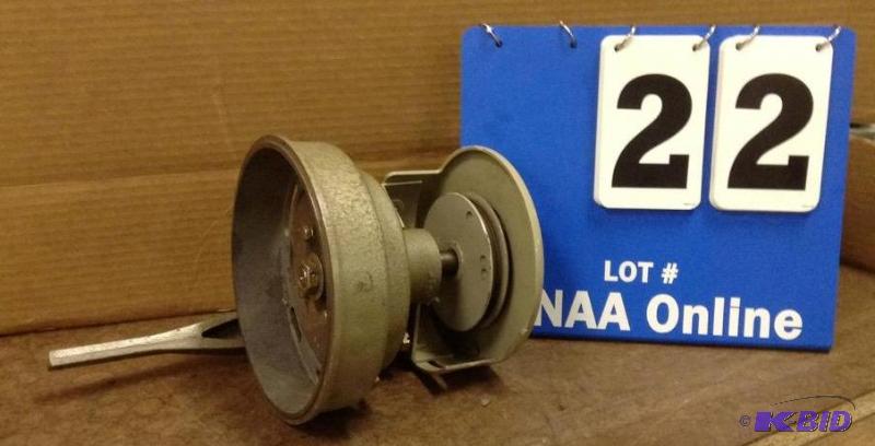 lot 22 image: Single Clutch System