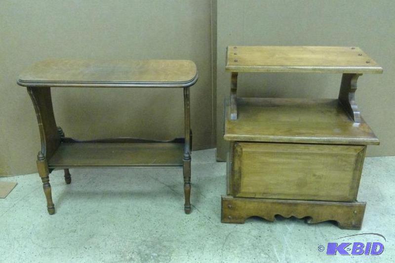 lot 23 image: Wood Side Table & Night Stand