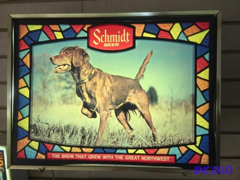 lot 6 image: Schmidt Beer Faux Stained Glass & Dog Sign