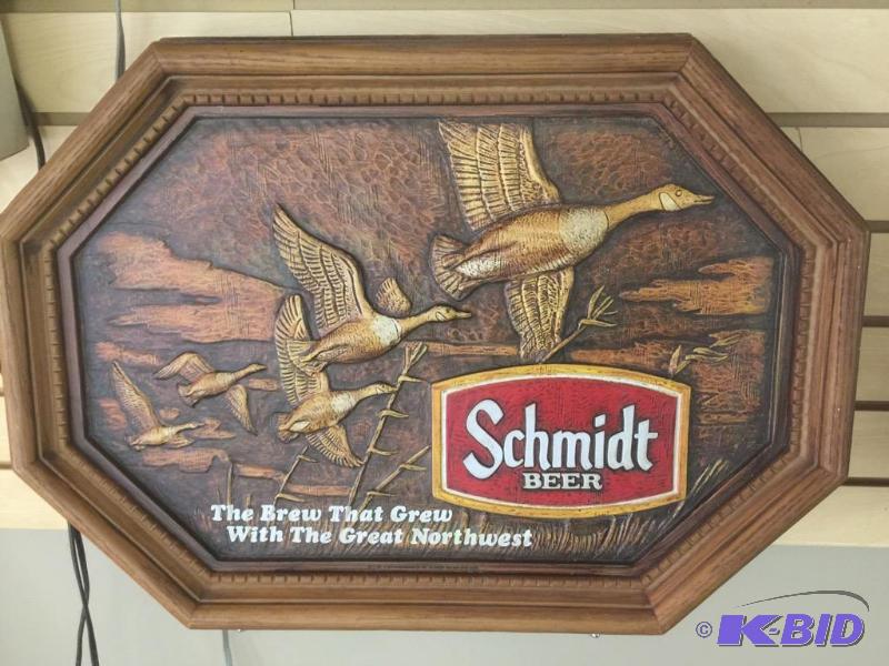 lot 7 image: Schmidt Beer Faux Wood & Duck Sign