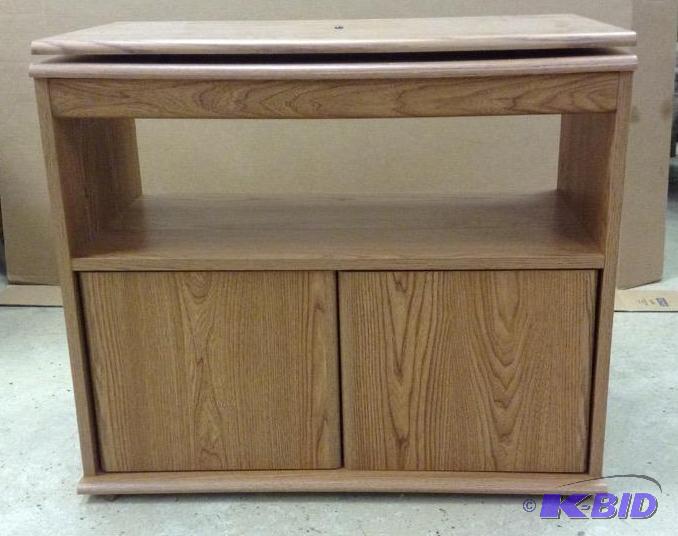 lot 76 image: Sauder TVVCR Stand