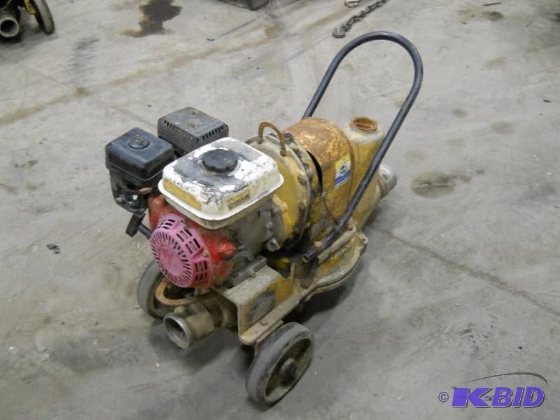 lot 10 image: Wacker PD-3A Trash Pump.