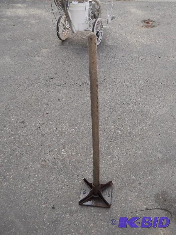 lot 12 image: Steel Tamper. 8 x 8.