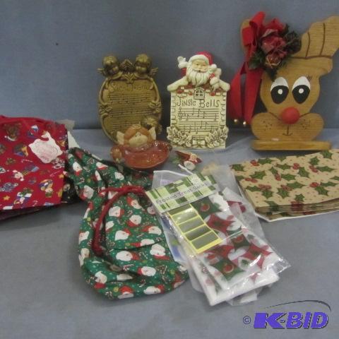 Christmas Dishes & Gift Bags