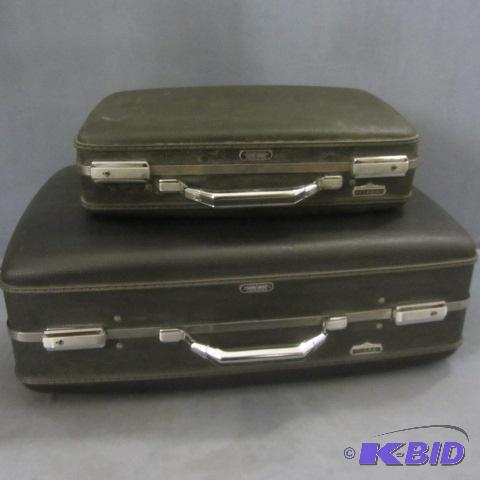 Vintage Hard side Luggage