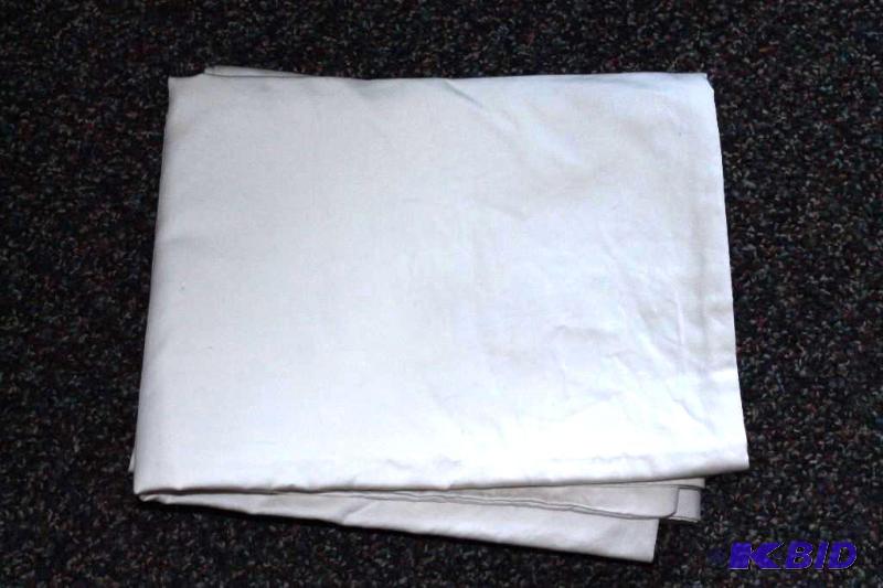 2 Standard Pillow Cases