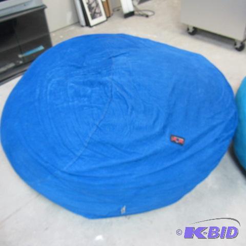 lot 24 image: CordaRoy Convertible Sleepers