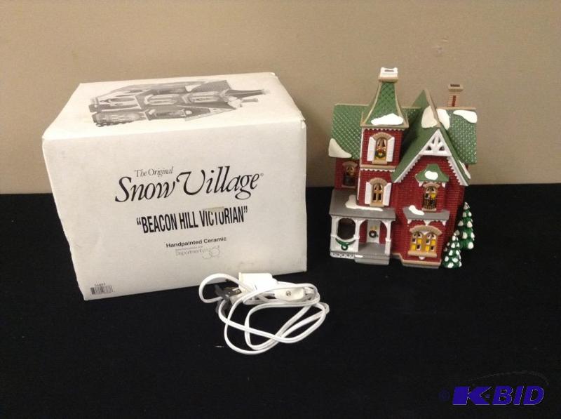 lot 115 image: Dept 56 Original Snow Village Beacon Hill Victorian