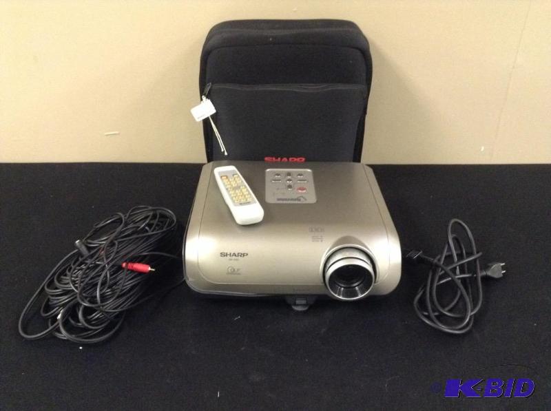 lot 126 image: Sharp XR-11XC Notevision Projector