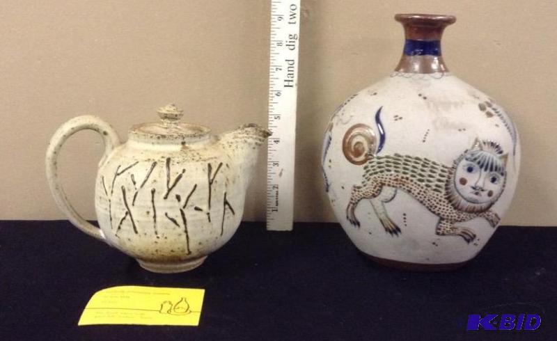 lot 46 image: Hand Crafted Tea Pot and Mexican Tonala Pottery Vase