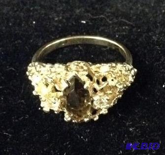 lot 66 image: Pretty Sterling Ring with Stones
