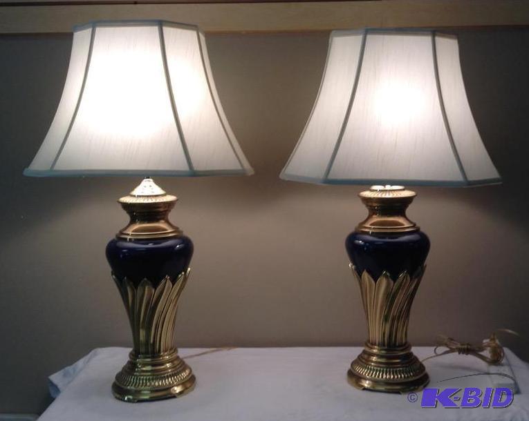 lot 70 image: Pair of Nice Enamel and Brass Lamps
