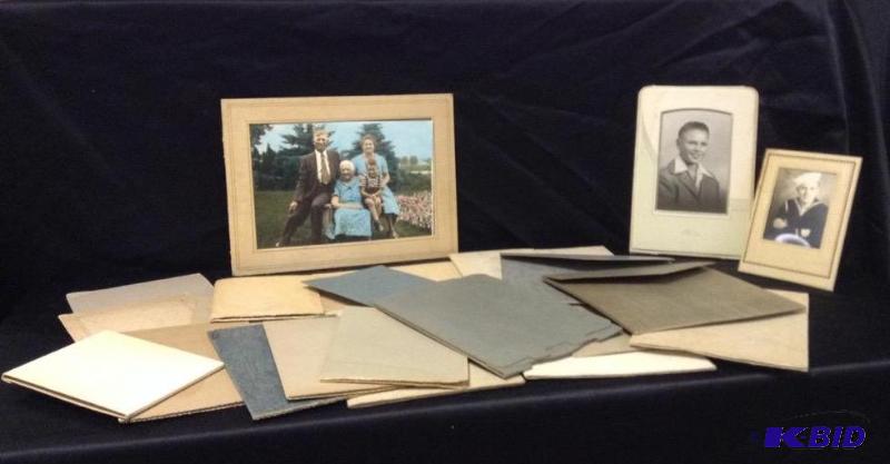 lot 88 image: Vintage Photographs