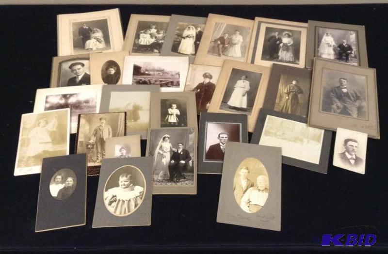 lot 91 image: Collection Vintage Cabinet Cards