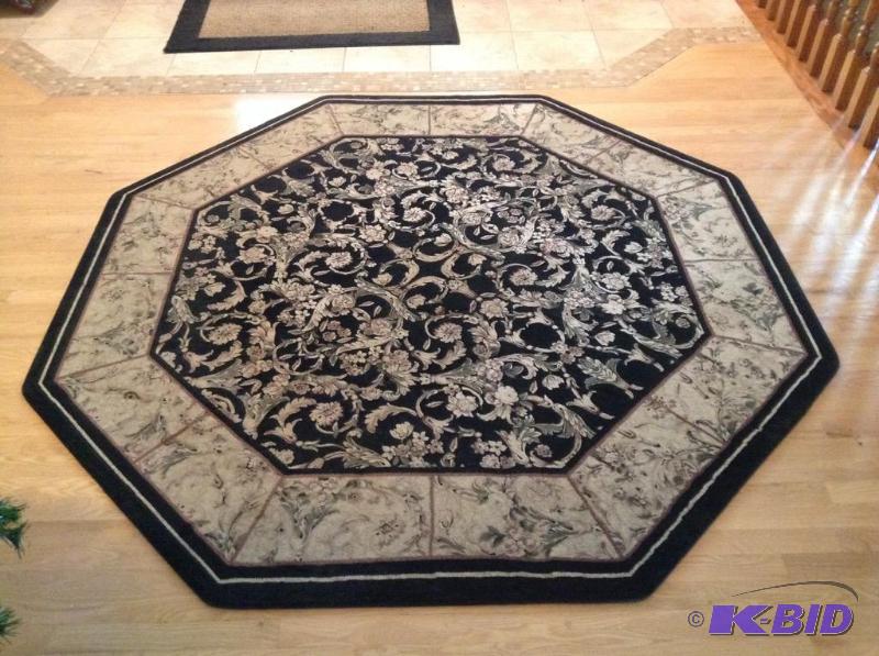 lot 10 image: Pinnacle Sphinx Octagon Rug