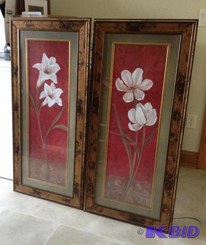 lot 37 image: 2 Framed White Flower Prints