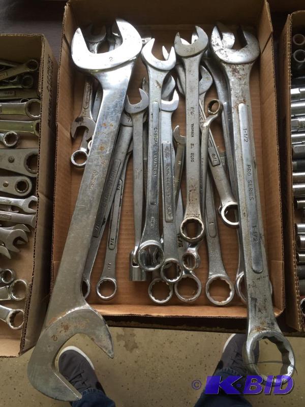lot 49 image: Snap-On, Craftsman & Northern Wrenches