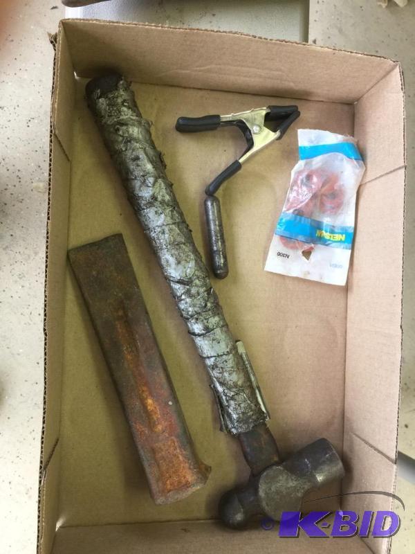lot 57 image: Metal Wood Splitter Wedge & Ball Hammer