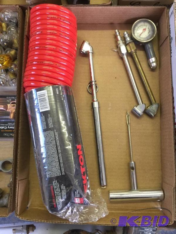 lot 62 image: Air Hose & Accessories