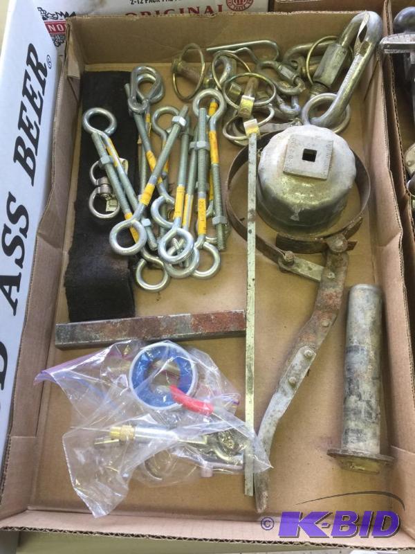 lot 66 image: Oil Filter Wrench, Socket & Carabeaners