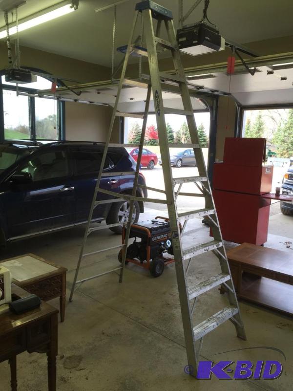 lot 74 image: Werner 10ft. Aluminum Ladder